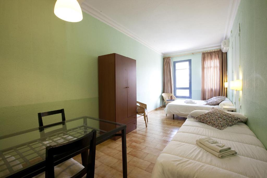 Hostal Agua Alegre Barcelona Zimmer foto