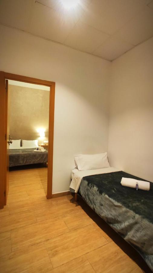 Hostal Agua Alegre Barcelona Exterior foto