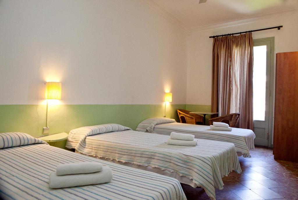 Hostal Agua Alegre Barcelona Zimmer foto