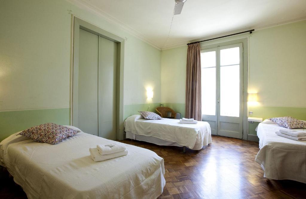 Hostal Agua Alegre Barcelona Zimmer foto